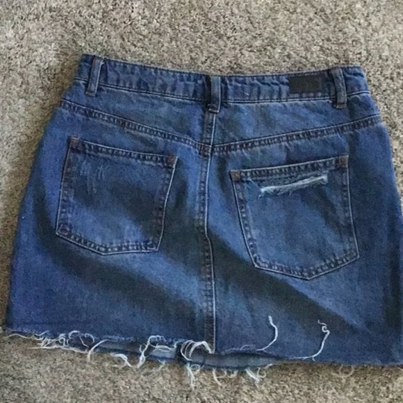 RSQ distressed Denim jean skirt - Picture 2 of 3